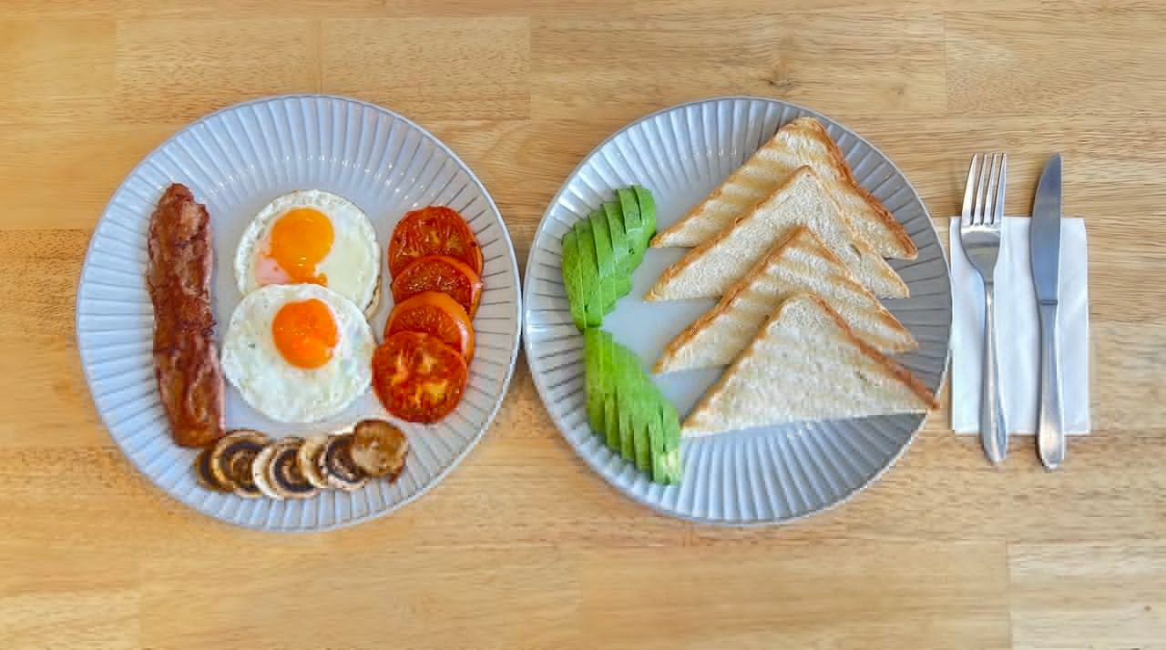 Full big breakfast with eggs, bacon, sausage and toast at Forest Espresso Frenchs Forest